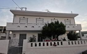 Bralos Apartments
